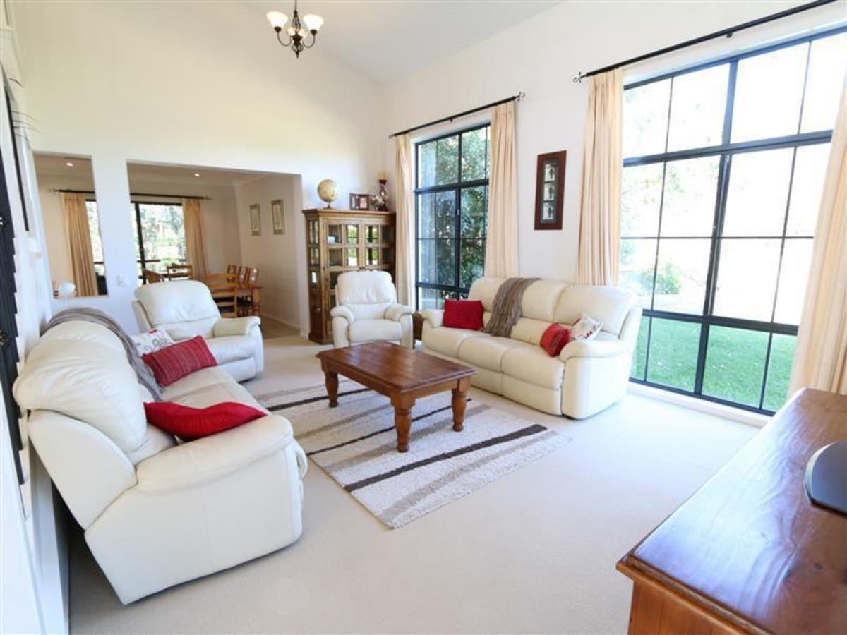 4 Clydesdale Close, SINGLETON NSW 2330, Singleton - Thumbnail 2