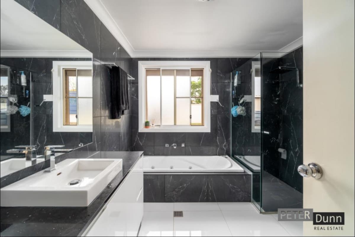 11 Nelson Drive, SINGLETON NSW 2330, Singleton - Thumbnail 2