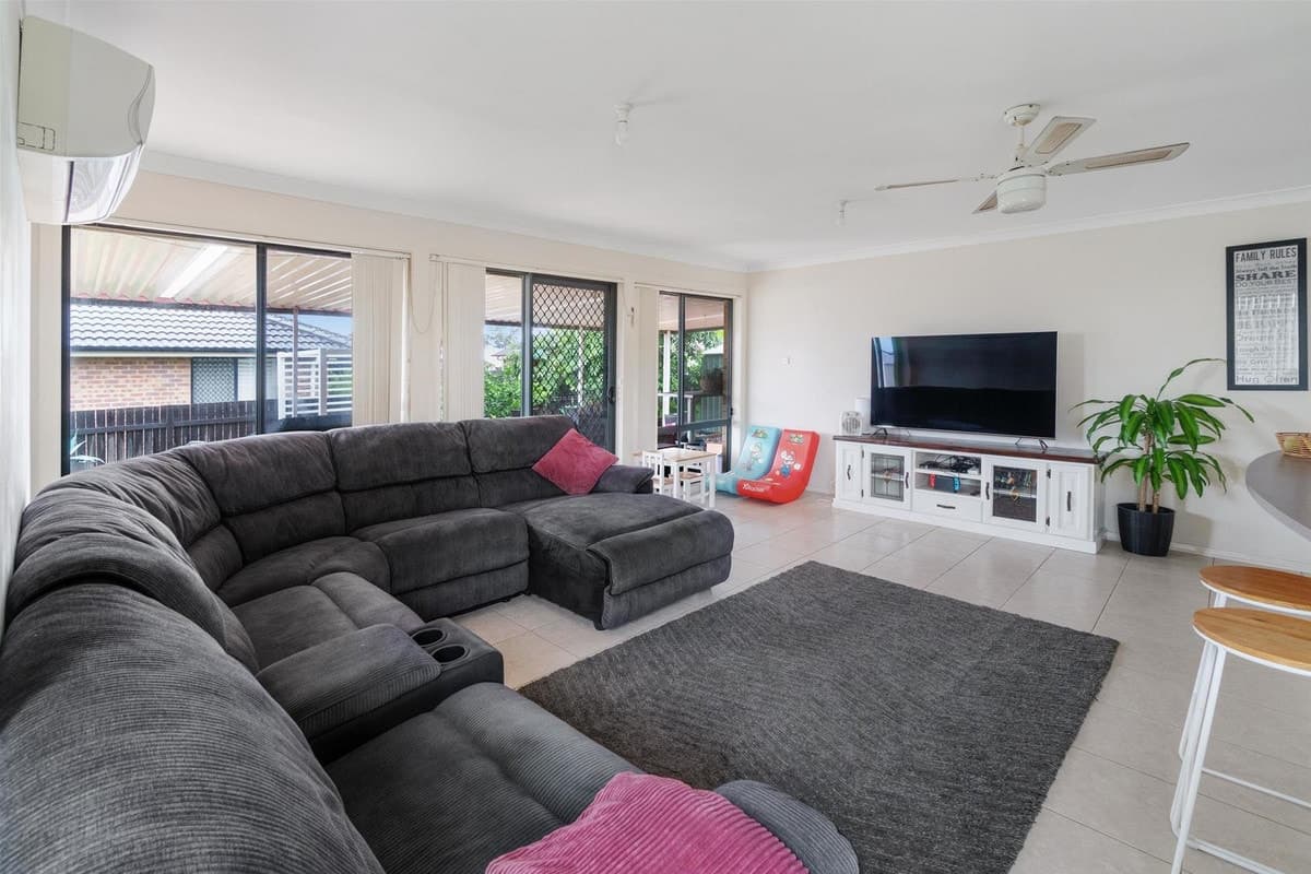 107 Casey Drive, SINGLETON NSW 2330, Singleton - Thumbnail 4