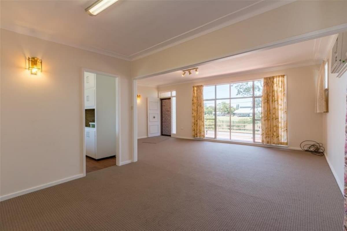 14 Edinburgh Avenue, Singleton NSW 2330, Singleton - Thumbnail 3
