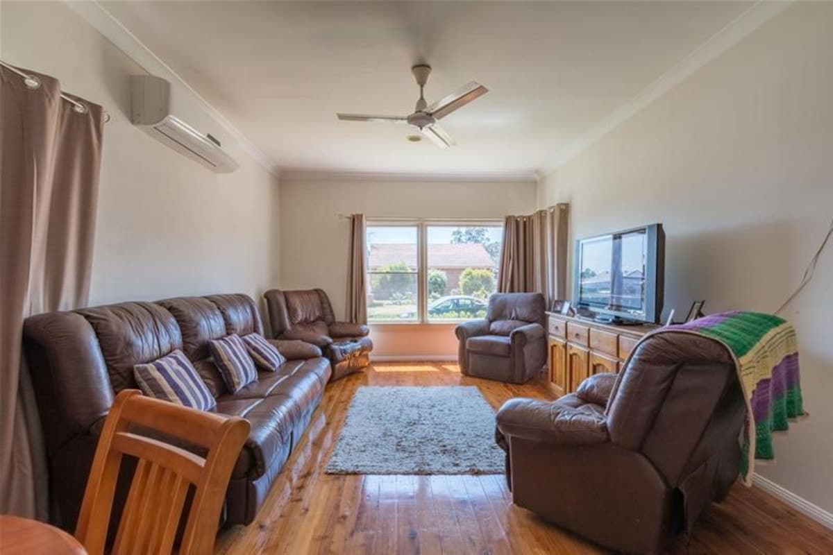 23 Barton Avenue, SINGLETON NSW 2330, Singleton - Thumbnail 4