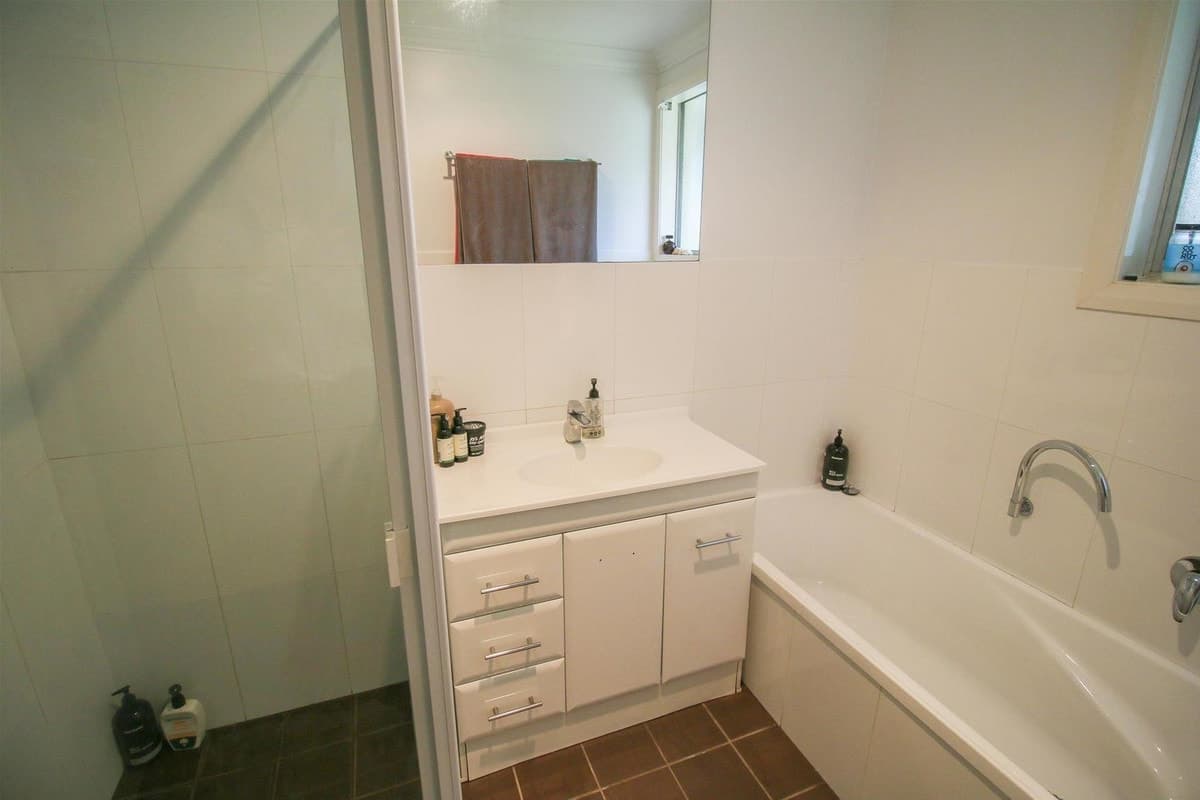 19 James Cook Avenue, SINGLETON NSW 2330, Singleton - Thumbnail 4