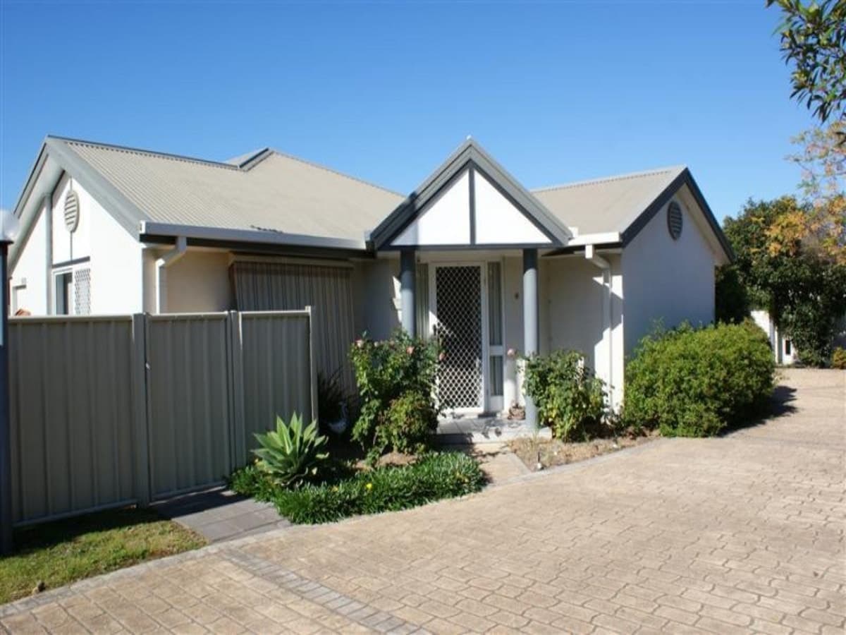 6 Woodside Avenue, SINGLETON NSW 2330, Singleton - Image 1