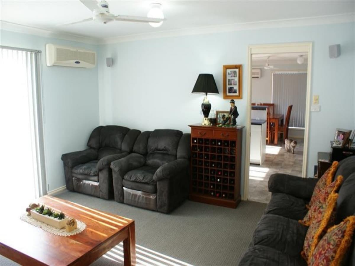 6 Woodside Avenue, SINGLETON NSW 2330, Singleton - Thumbnail 2