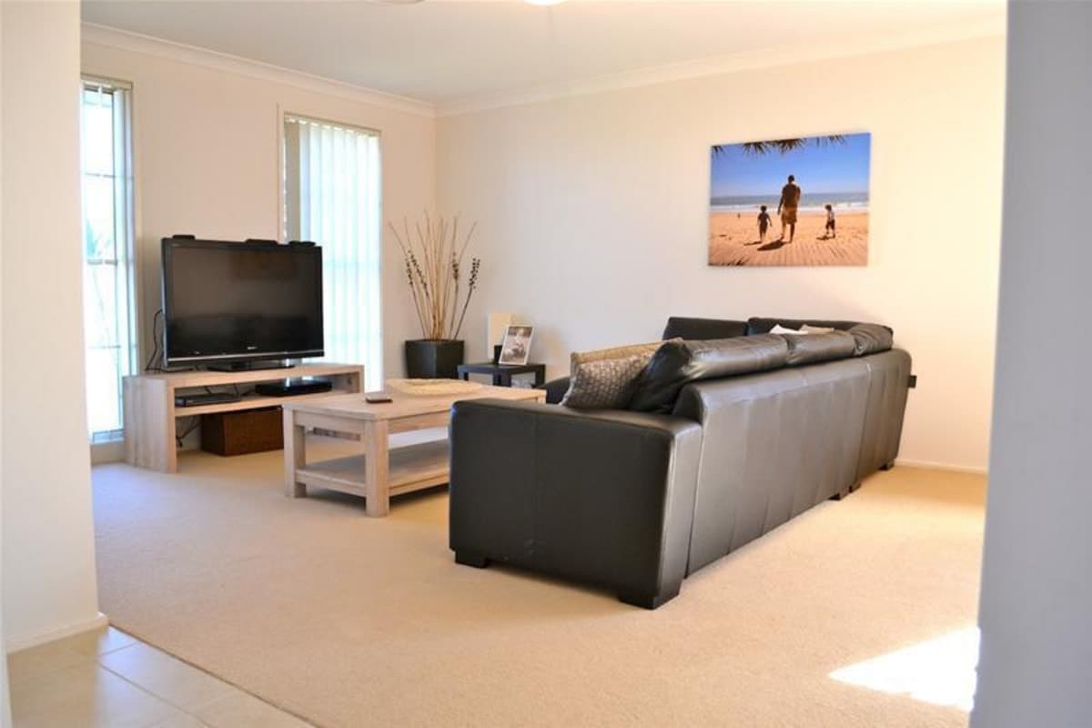 110 Casey Drive, SINGLETON NSW 2330, Singleton - Thumbnail 2