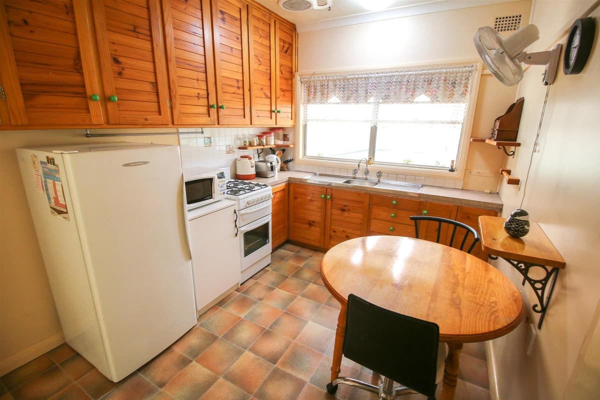 11 Collett Avenue, SINGLETON NSW 2330, Singleton - Thumbnail 2