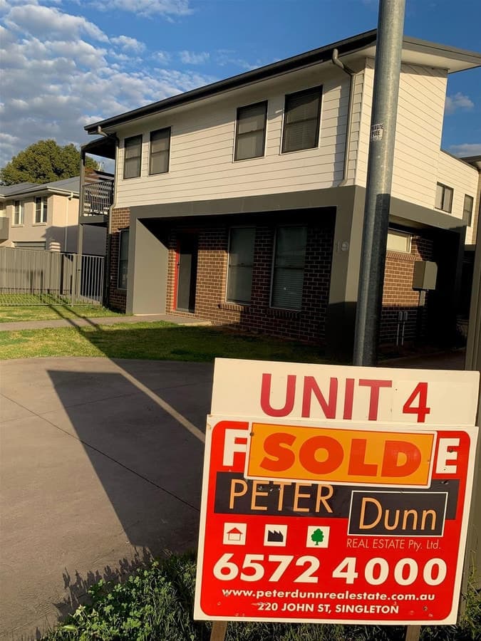 4 / 19 West Cranston Avenue, SINGLETON NSW 2330, Singleton - Image 1