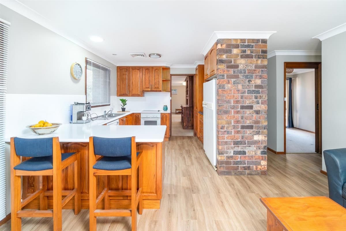 10 Gibson Close, SINGLETON NSW 2330, Singleton - Thumbnail 2