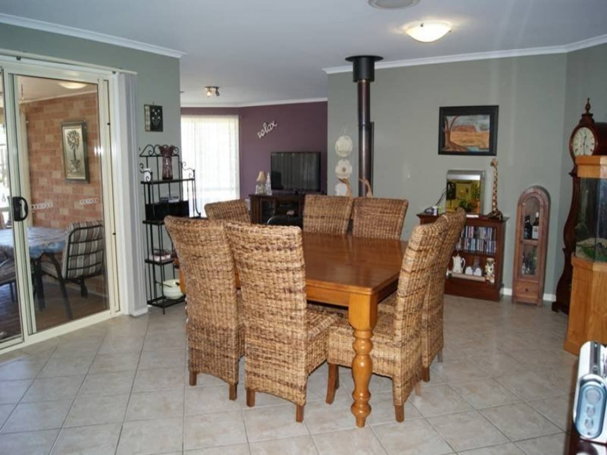 11 Rhodes Place, SINGLETON NSW 2330, Singleton - Thumbnail 5