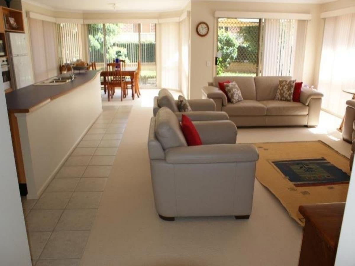 2 Marney Close, SINGLETON NSW 2330, Singleton - Image 1