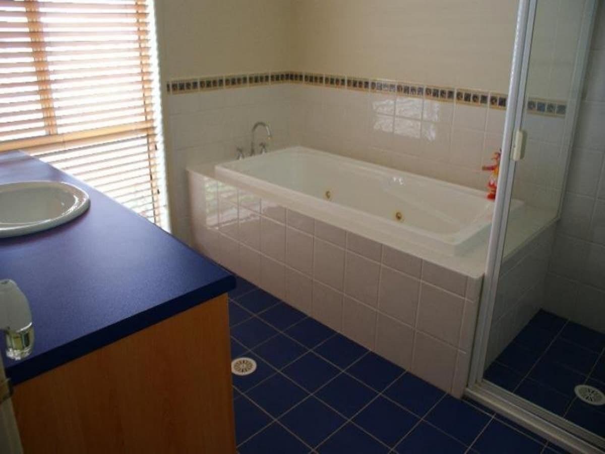 2 Marney Close, SINGLETON NSW 2330, Singleton - Thumbnail 5
