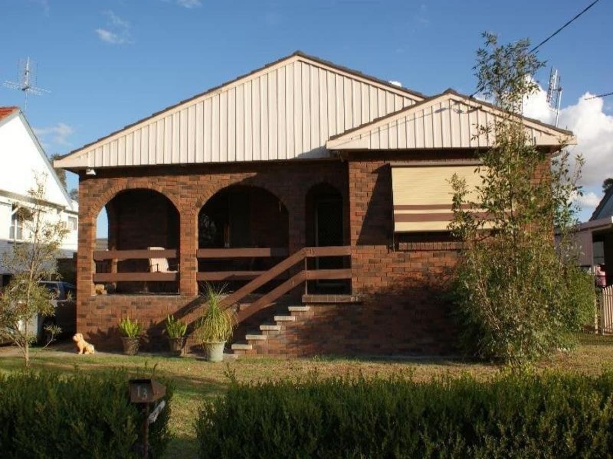 13 Collett Avenue, SINGLETON NSW 2330, Singleton - Thumbnail 3