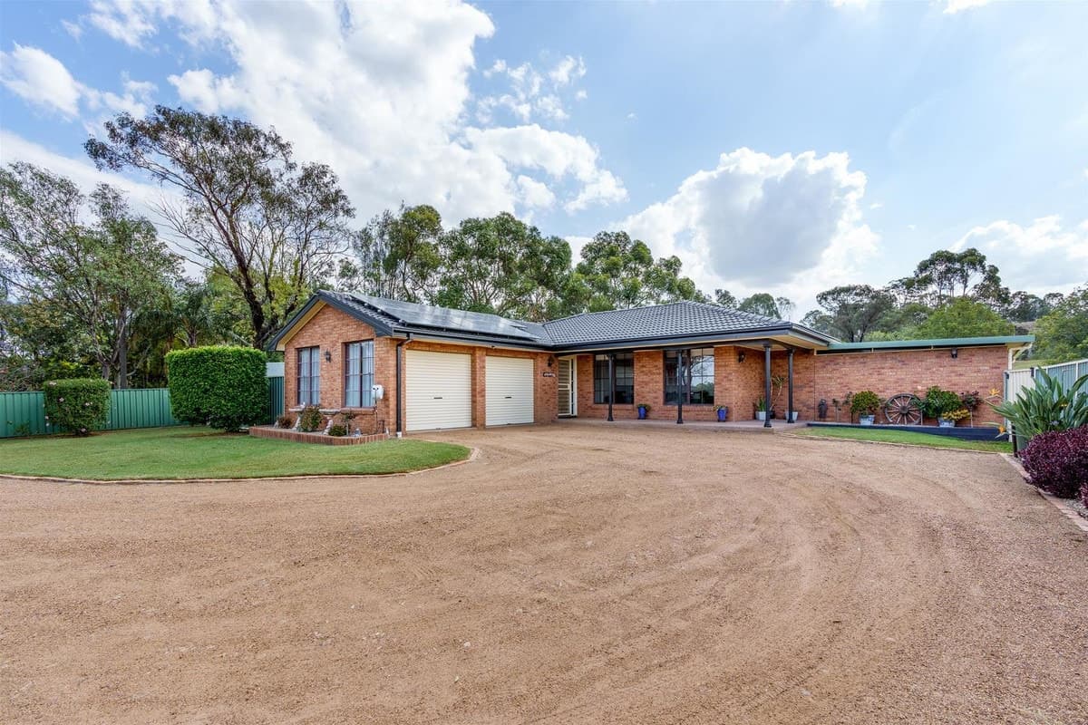100A Gardner Circuit, Singleton NSW 2330, Singleton - Image 1