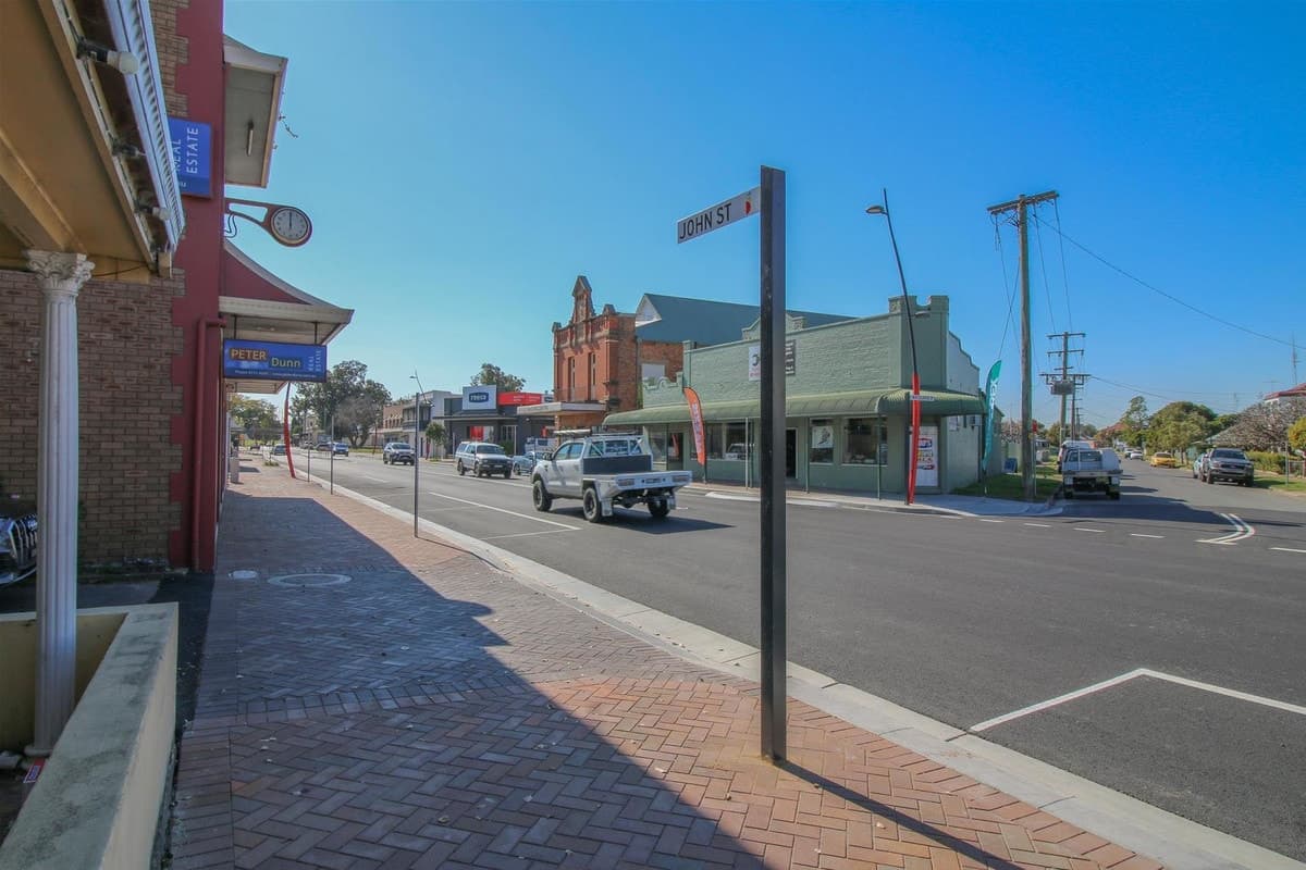208 John Street, Singleton NSW 2330, Singleton - Thumbnail 8