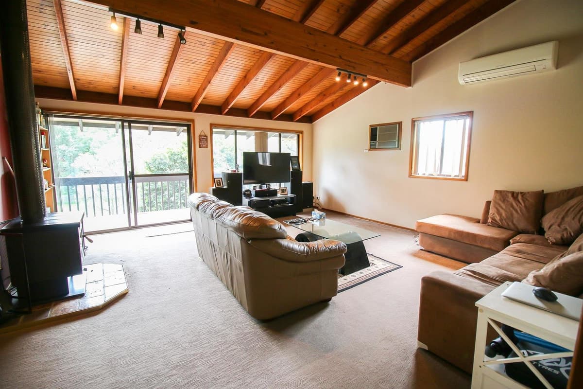 24 Deans Avenue, Singleton NSW 2330, Singleton - Thumbnail 2