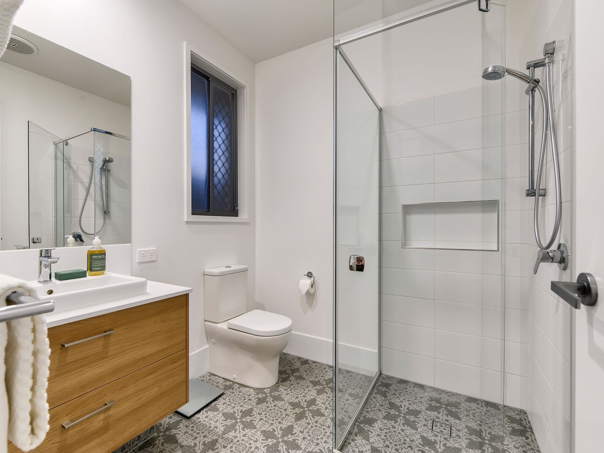 3 Norman Terrace, ENOGGERA QLD, Enoggera - Thumbnail 8