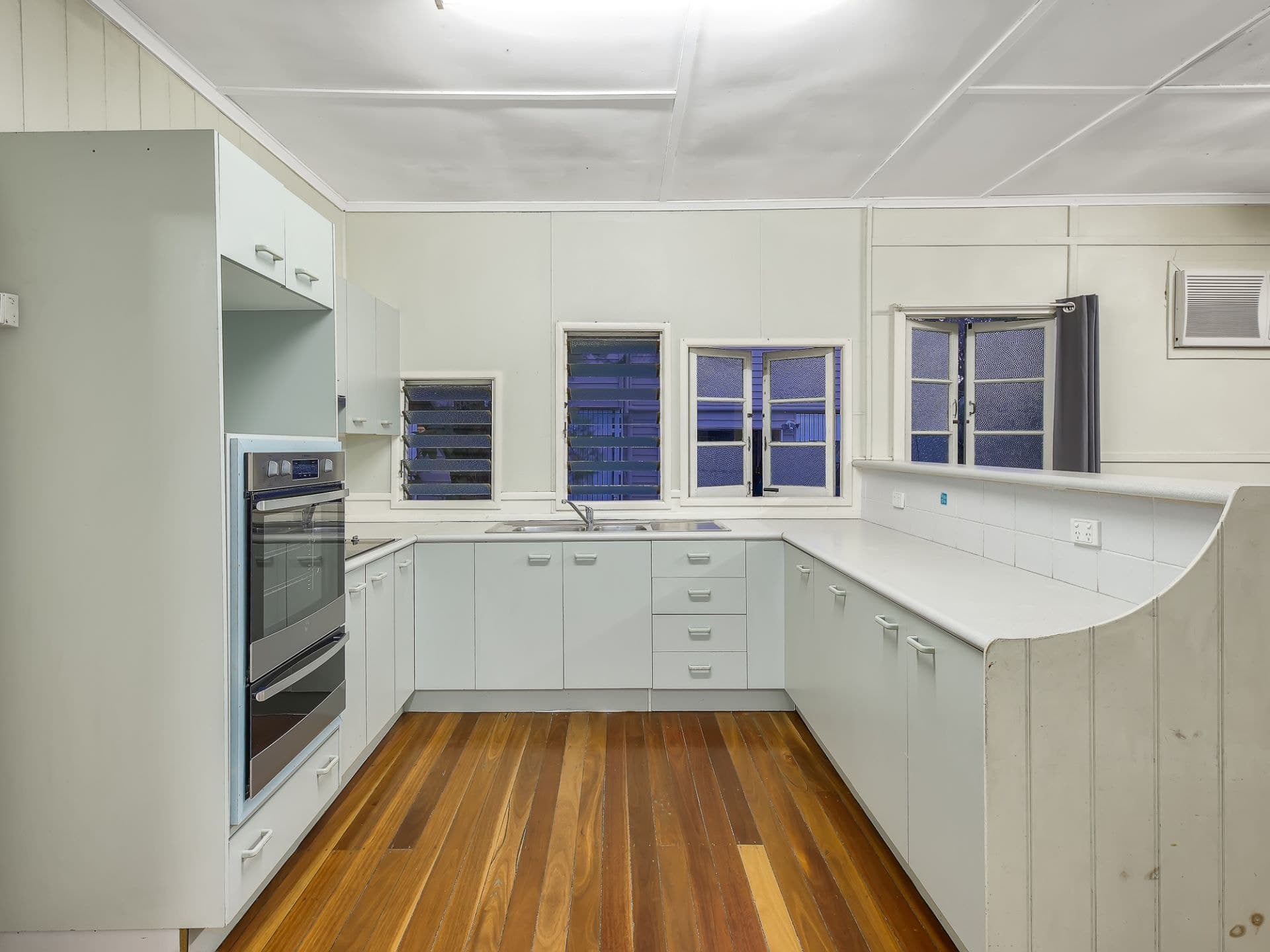 77 Pascoe Street, MITCHELTON QLD, Mitchelton - Thumbnail 4