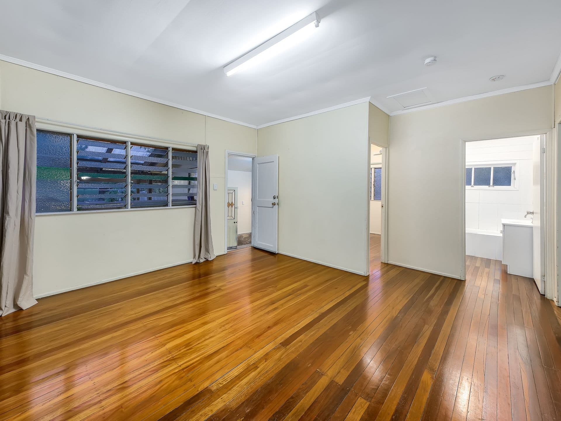 77 Pascoe Street, MITCHELTON QLD, Mitchelton - Thumbnail 8