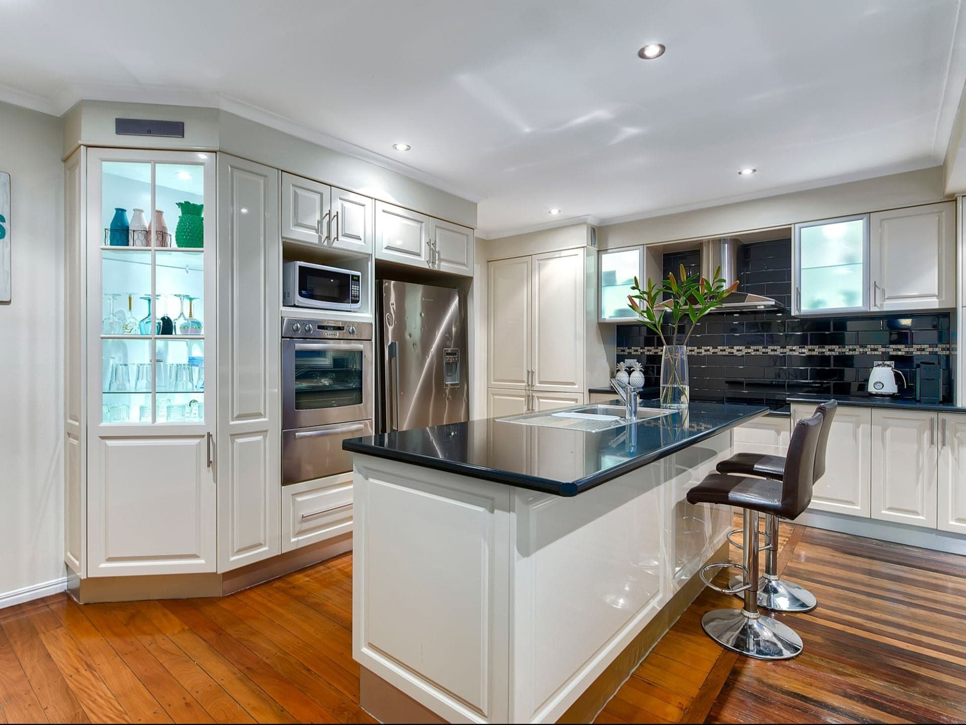 23 Amaroo Street, ARCHERFIELD QLD, Archerfield - Thumbnail 2