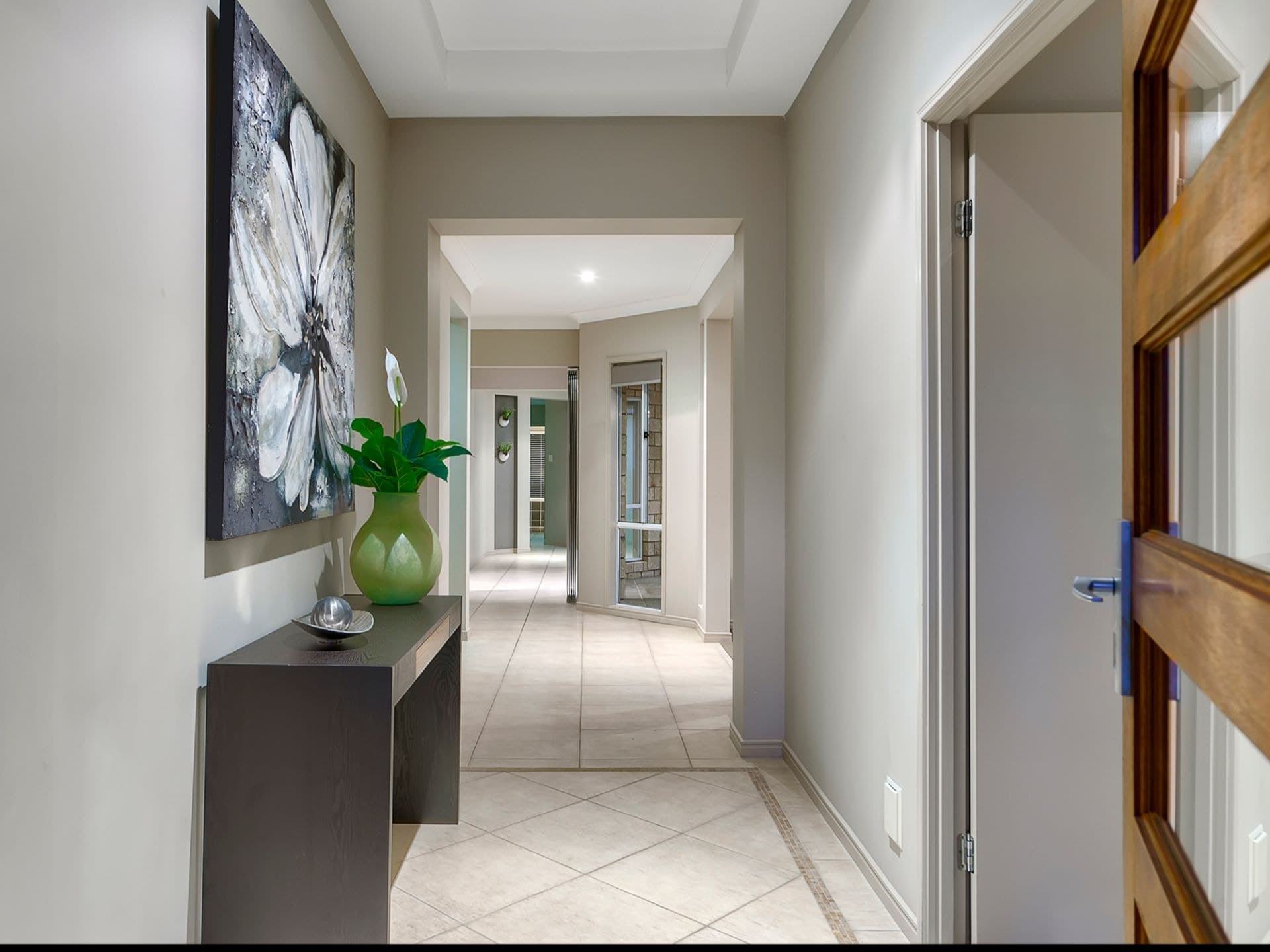 11 Ironbark Circuit, EVERTON HILLS QLD, Everton Hills - Thumbnail 3