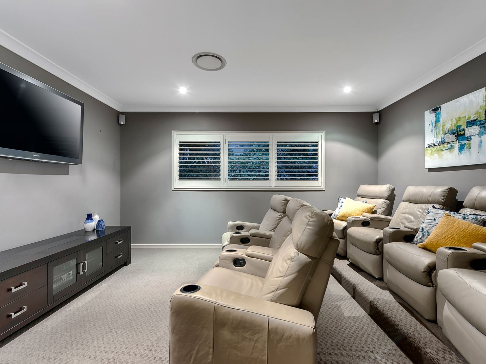 11 Ironbark Circuit, EVERTON HILLS QLD, Everton Hills - Thumbnail 7