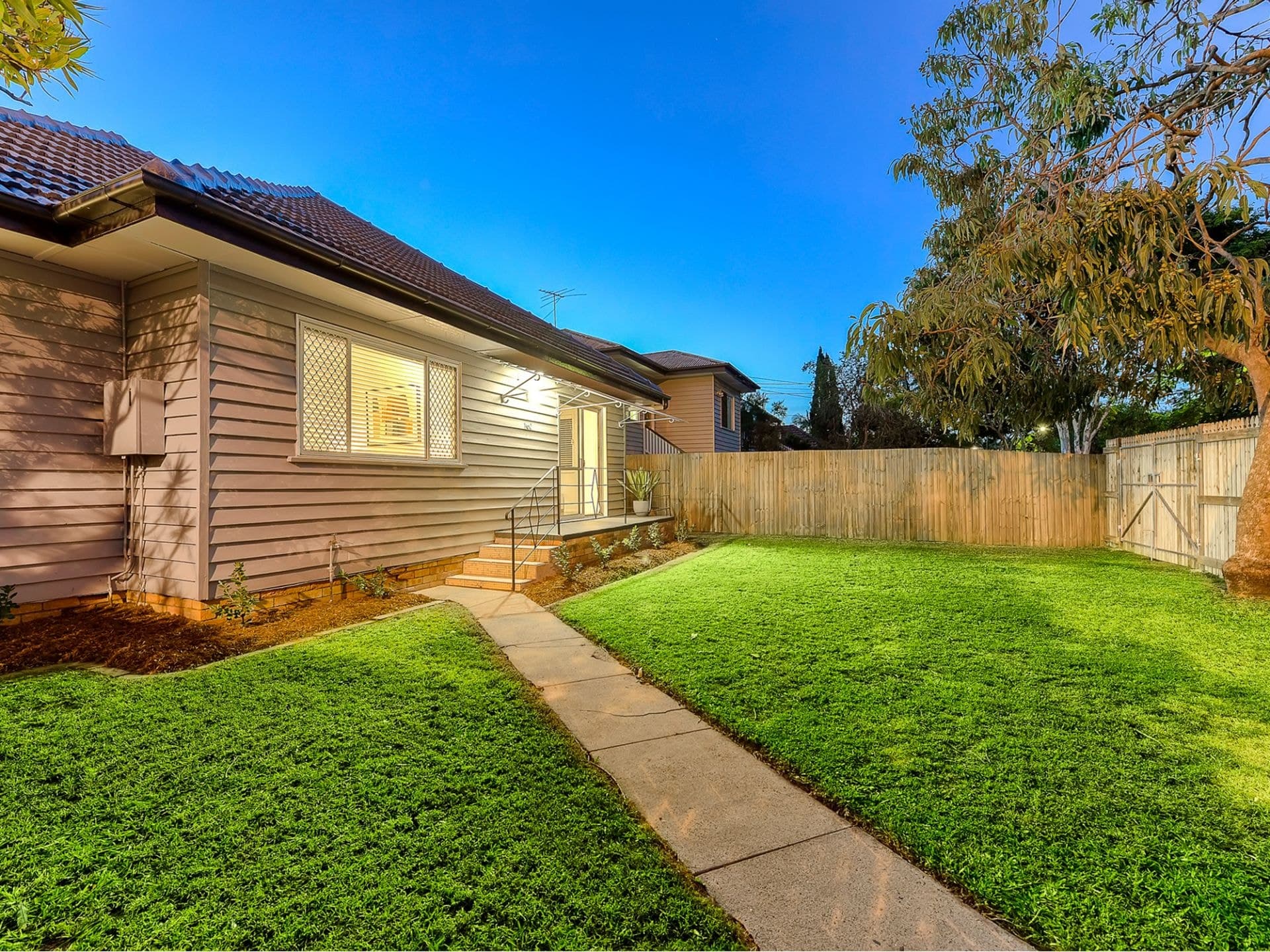 160 Blackwood Street, MITCHELTON QLD, Mitchelton - Image 1