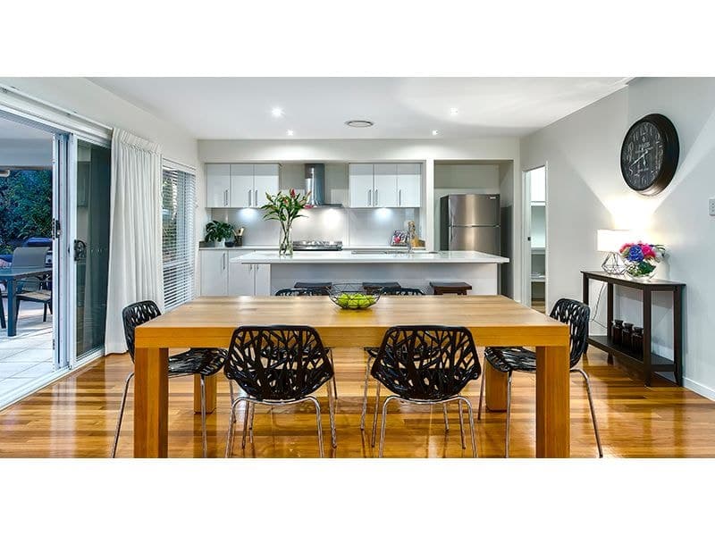 10 Jillaine Street, EVERTON HILLS QLD, Everton Hills - Thumbnail 3