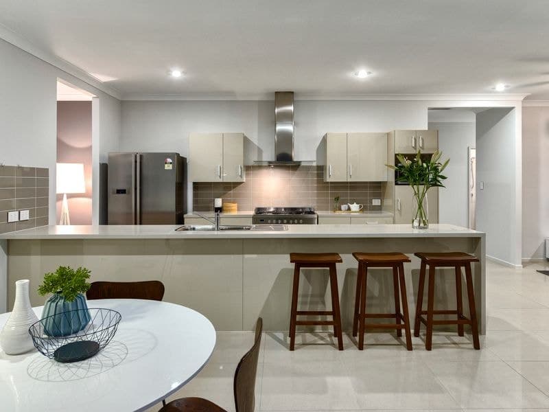 12 Jillaine Street, EVERTON HILLS QLD, Everton Hills - Thumbnail 7