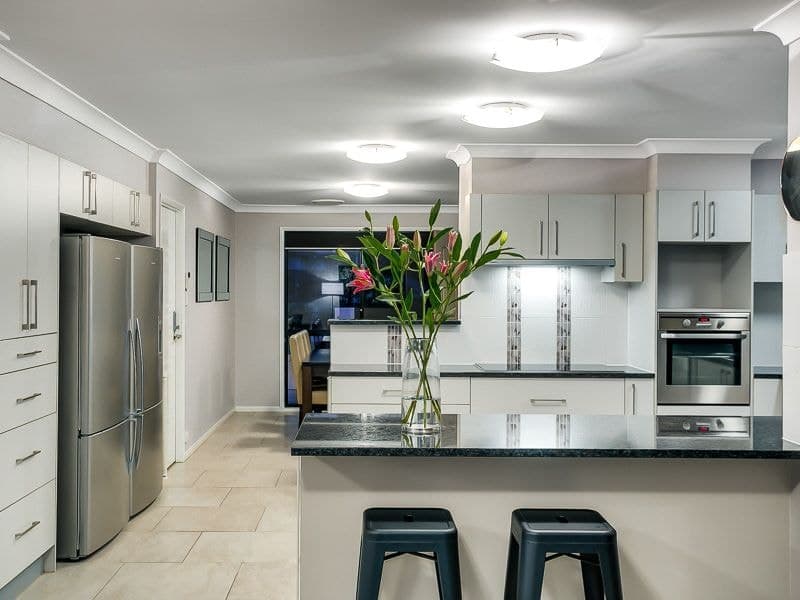 4 Ironbark Circuit, EVERTON HILLS QLD, Everton Hills - Thumbnail 4