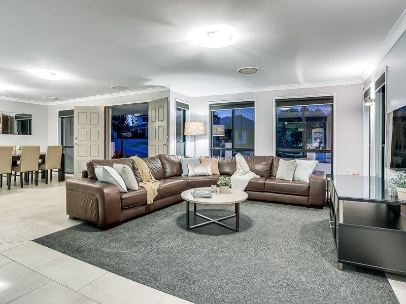 4 Ironbark Circuit, EVERTON HILLS QLD, Everton Hills - Thumbnail 5