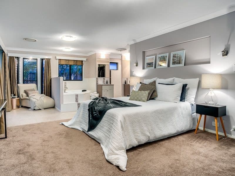 4 Ironbark Circuit, EVERTON HILLS QLD, Everton Hills - Thumbnail 6