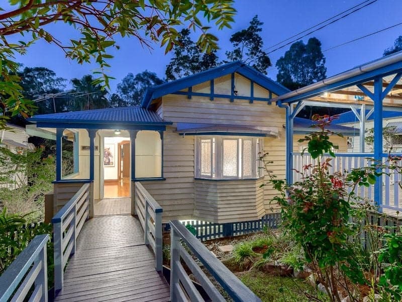 65 Davidson Street, NEWMARKET QLD, Newmarket - Thumbnail 2
