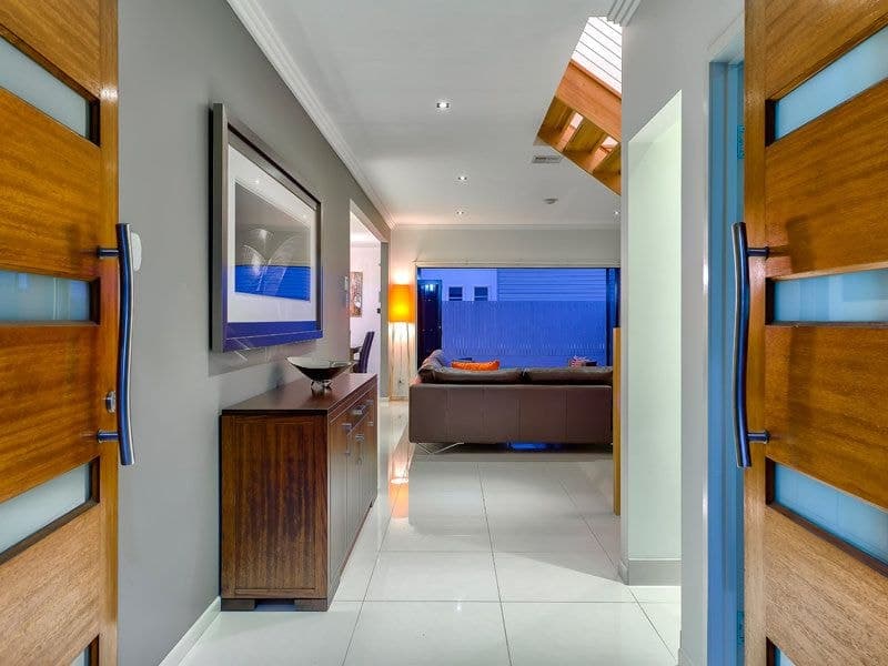 1 Woodhaven Place, MITCHELTON QLD, Mitchelton - Thumbnail 3