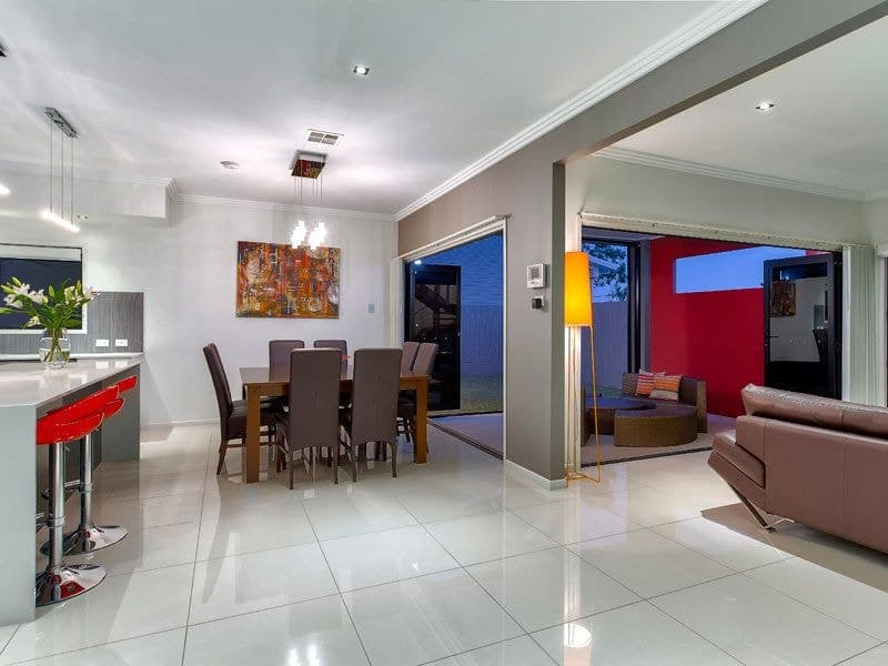 1 Woodhaven Place, MITCHELTON QLD, Mitchelton - Thumbnail 7