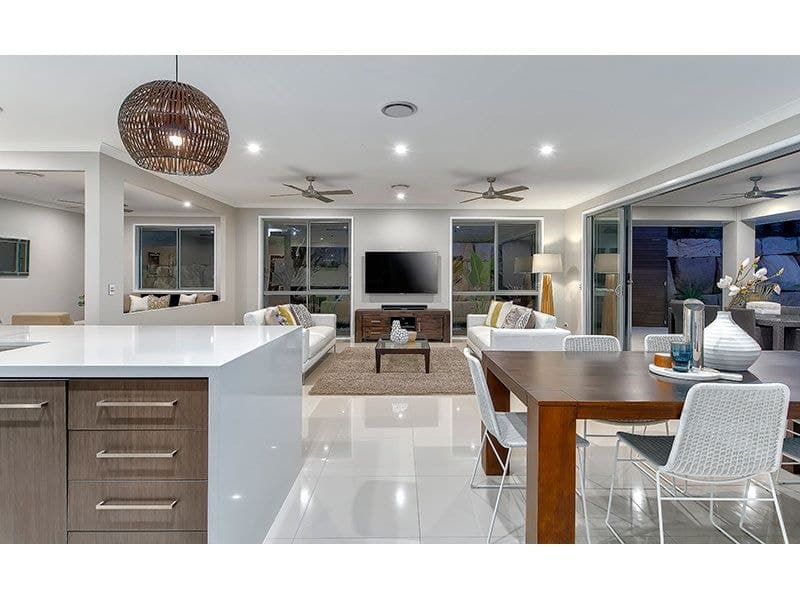 7 Jillaine Street, EVERTON HILLS QLD, Everton Hills - Thumbnail 4
