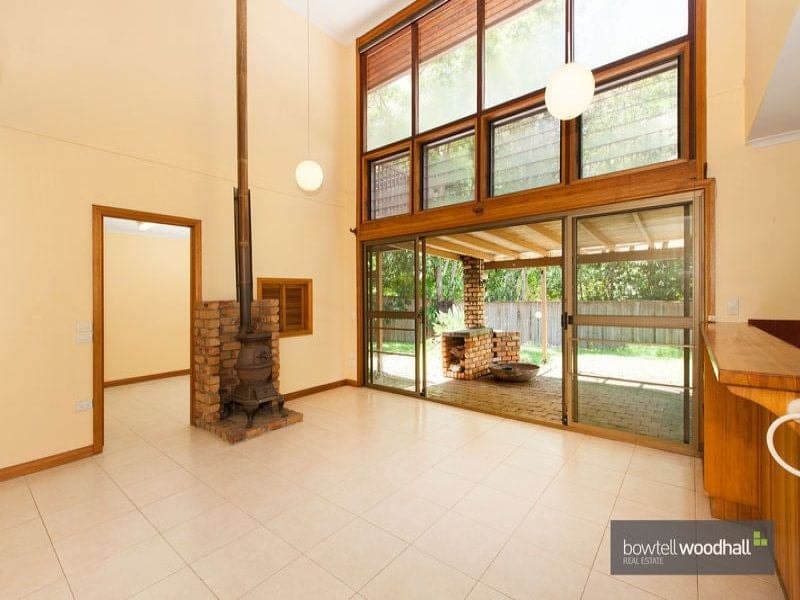 61 Chapel Hill Road QLD, 61 Chapel Hill Road - Thumbnail 2