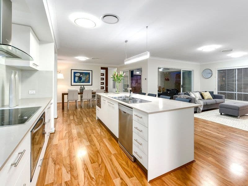 5 Georges Court, EVERTON HILLS QLD, Everton Hills - Thumbnail 4