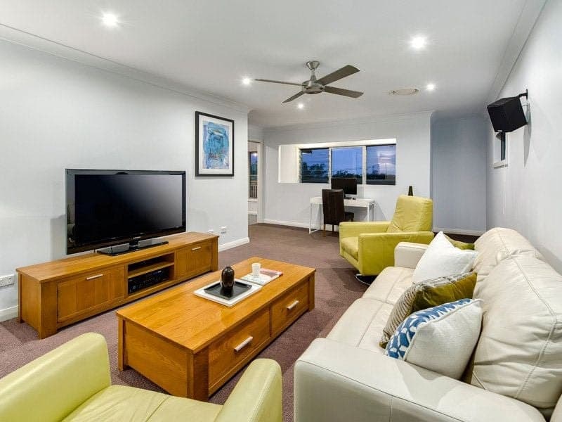 25 Grevillea Street, EVERTON HILLS QLD, Everton Hills - Thumbnail 8
