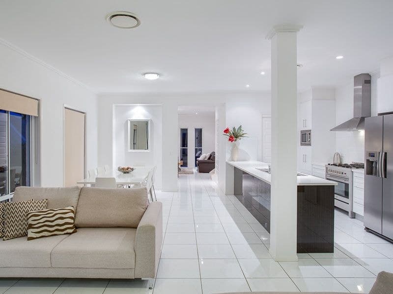 5 Woodhaven Place, MITCHELTON QLD, Mitchelton - Thumbnail 6