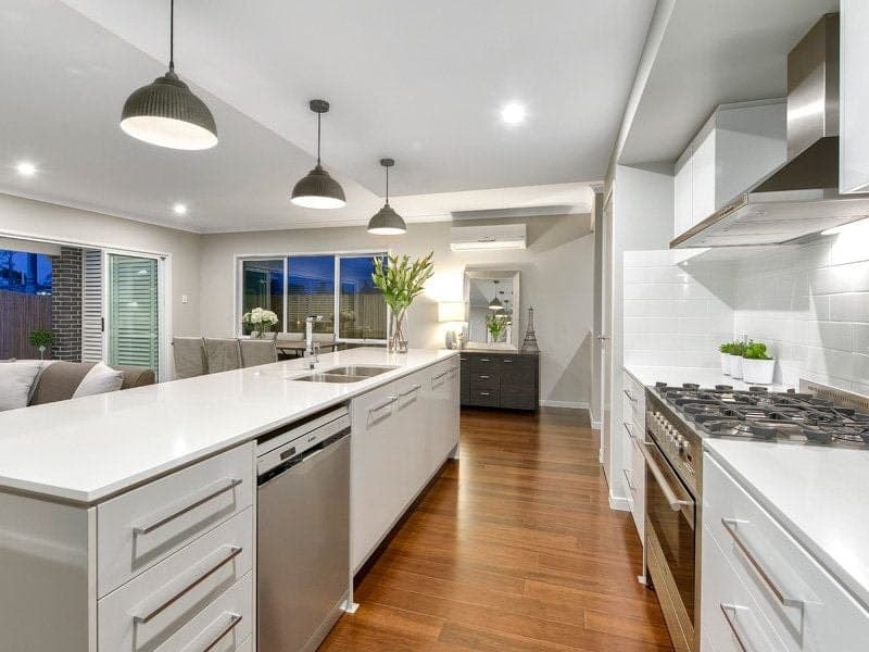 60 Taltarni Circuit, MITCHELTON QLD, Mitchelton - Thumbnail 2