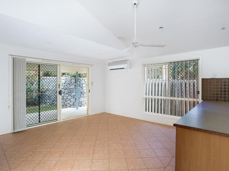 31 Magenta Crescent, MITCHELTON QLD, Mitchelton - Thumbnail 3