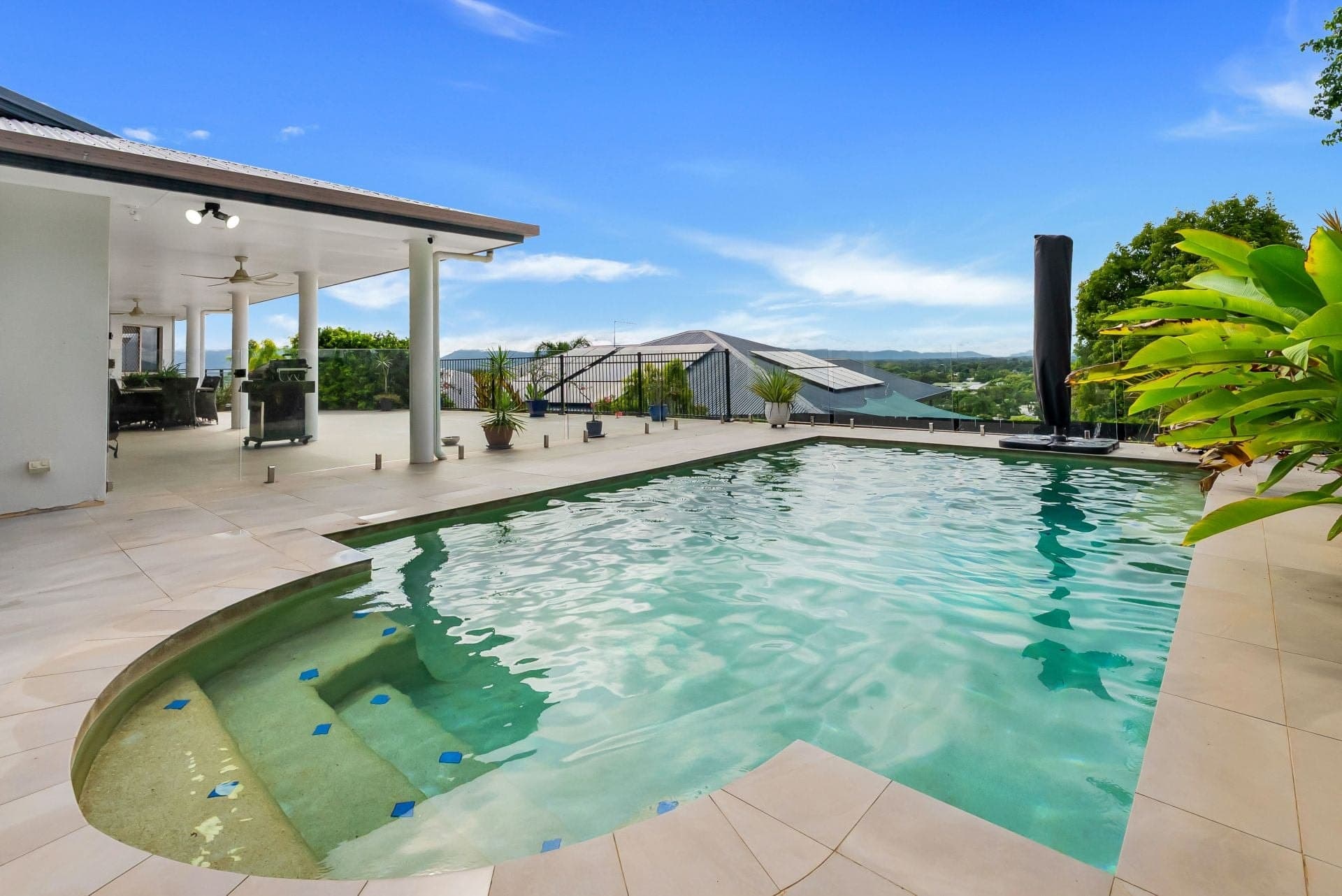 27 Dorunda Street, Mount Sheridan QLD, Mount Sheridan - Thumbnail 2