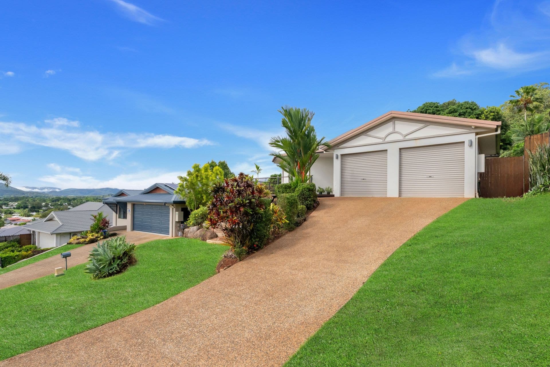 27 Dorunda Street, Mount Sheridan QLD, Mount Sheridan - Thumbnail 3