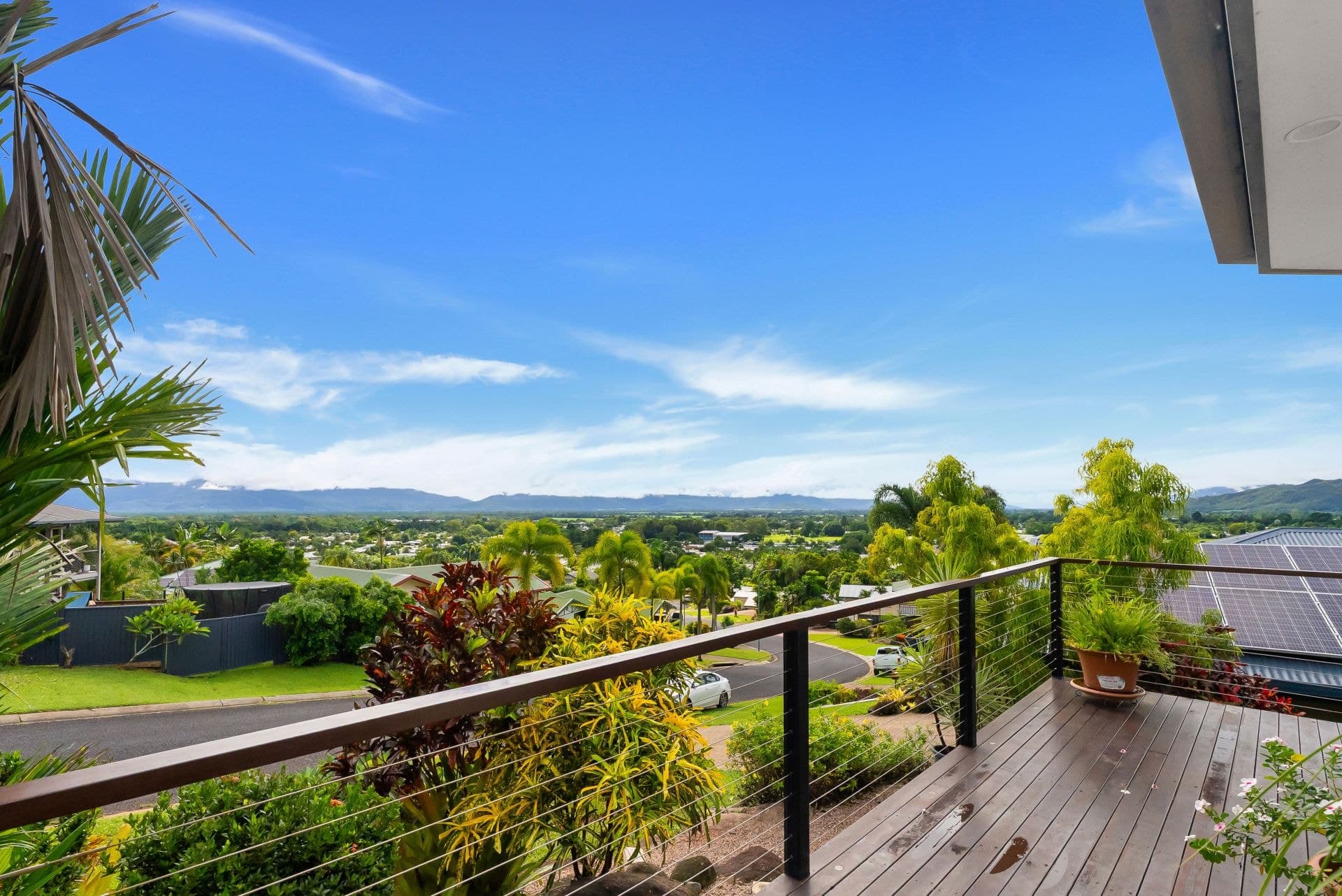 27 Dorunda Street, Mount Sheridan QLD, Mount Sheridan - Thumbnail 4