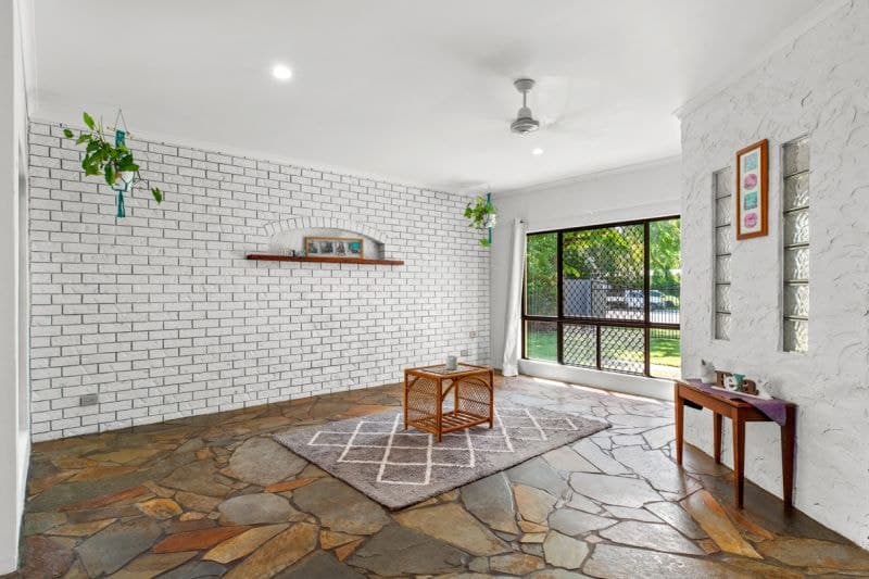 11 Sandra Close, Trinity Park QLD, Trinity Park - Thumbnail 4