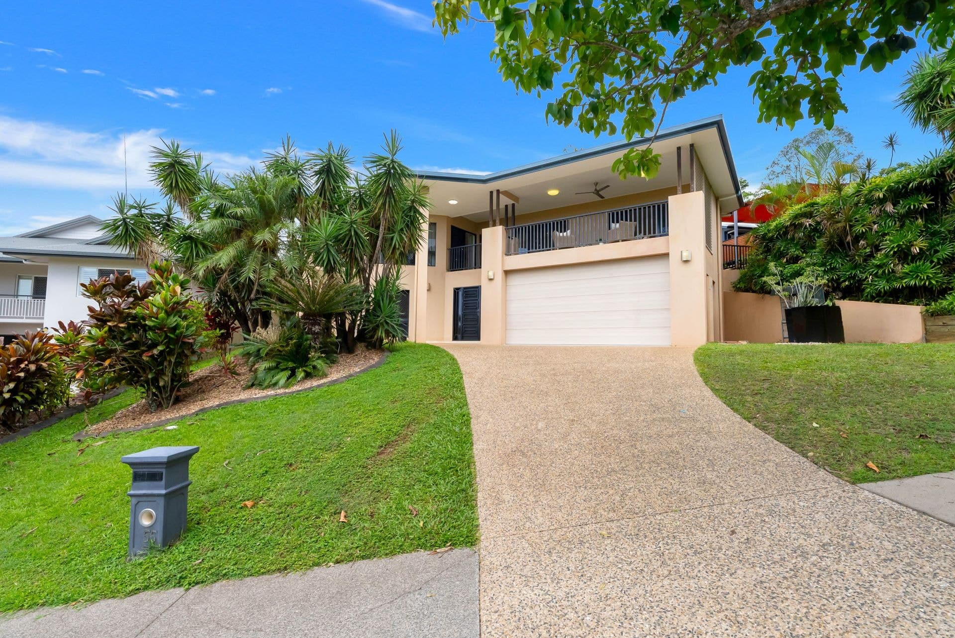 55 Daphne Drive, Redlynch QLD, Redlynch - Thumbnail 3