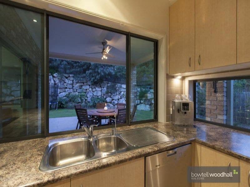 30 Ironbark Circuit, EVERTON HILLS QLD, Everton Hills - Thumbnail 6