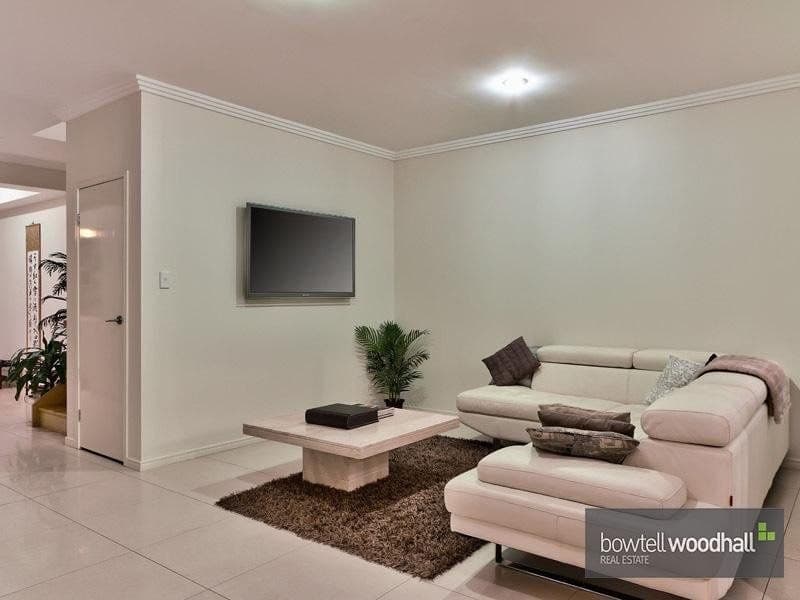 59 Glen Holm Street, MITCHELTON QLD, Mitchelton - Thumbnail 3
