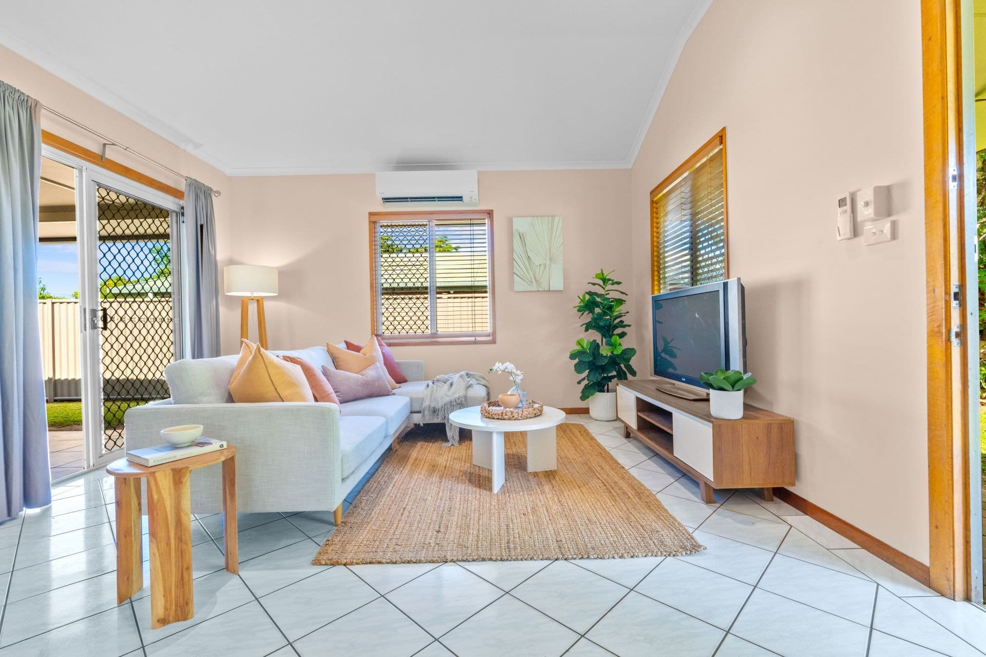 6 Robson Street, Kanimbla QLD, Kanimbla - Thumbnail 3