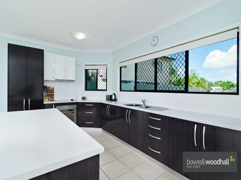 87 Glen Holm Street, MITCHELTON QLD, Mitchelton - Thumbnail 4
